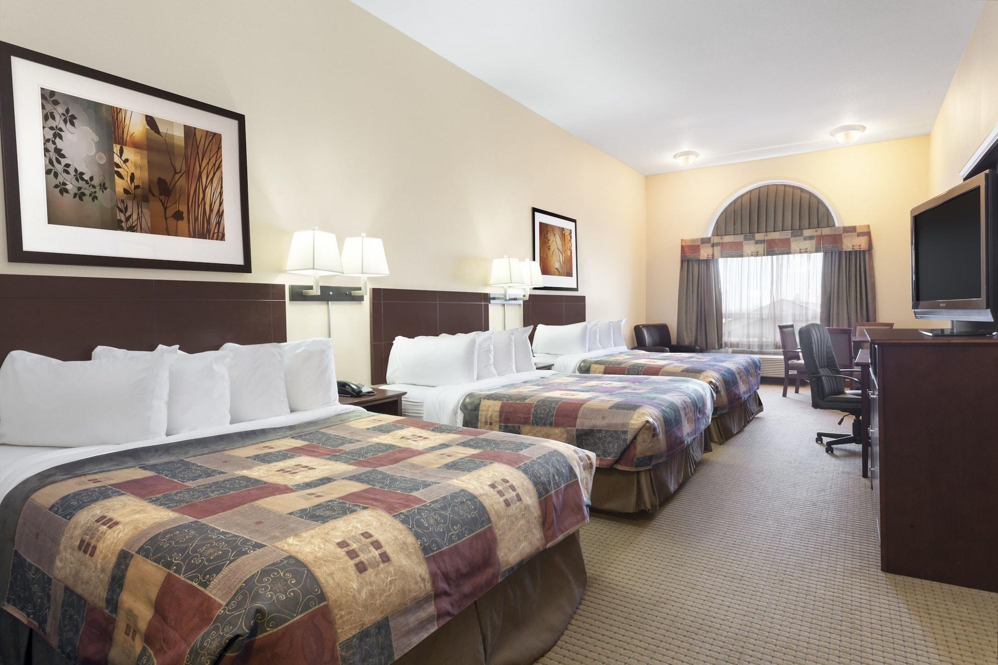 Ramada By Wyndham High River Luaran gambar