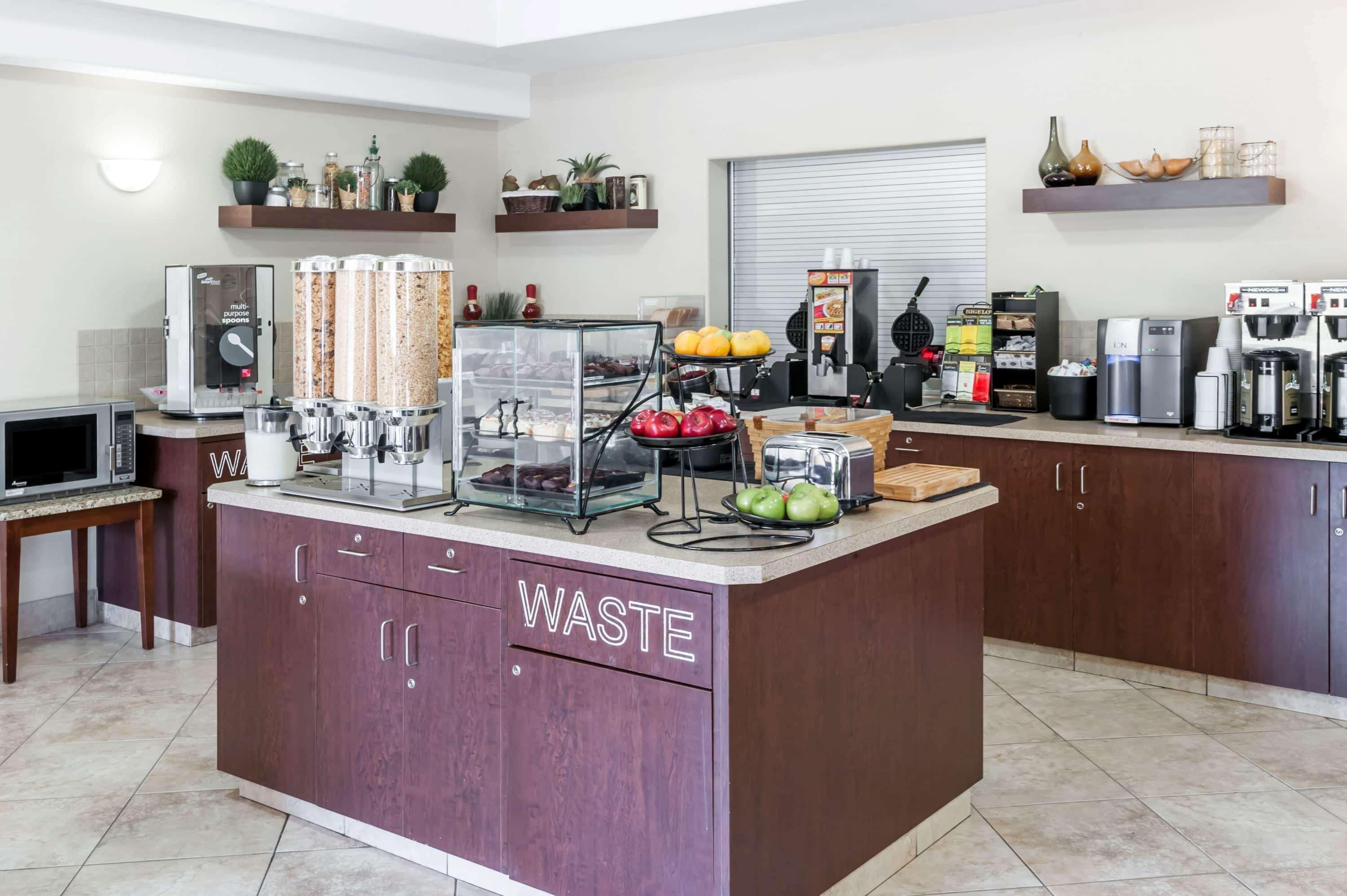Ramada By Wyndham High River Luaran gambar